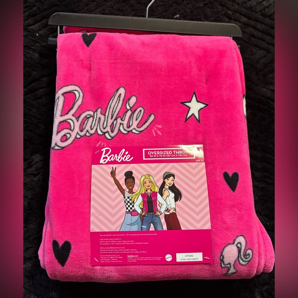 New Barbie Pink Plus Throw blanket Soft 50x70"